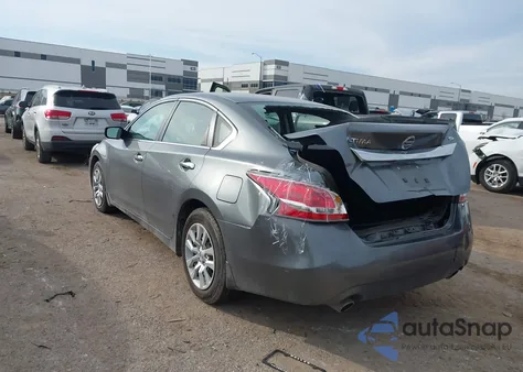2015 Nissan Altima 2.5 S из США, поврежденный, VIN 1N4AL3AP6FC227716
